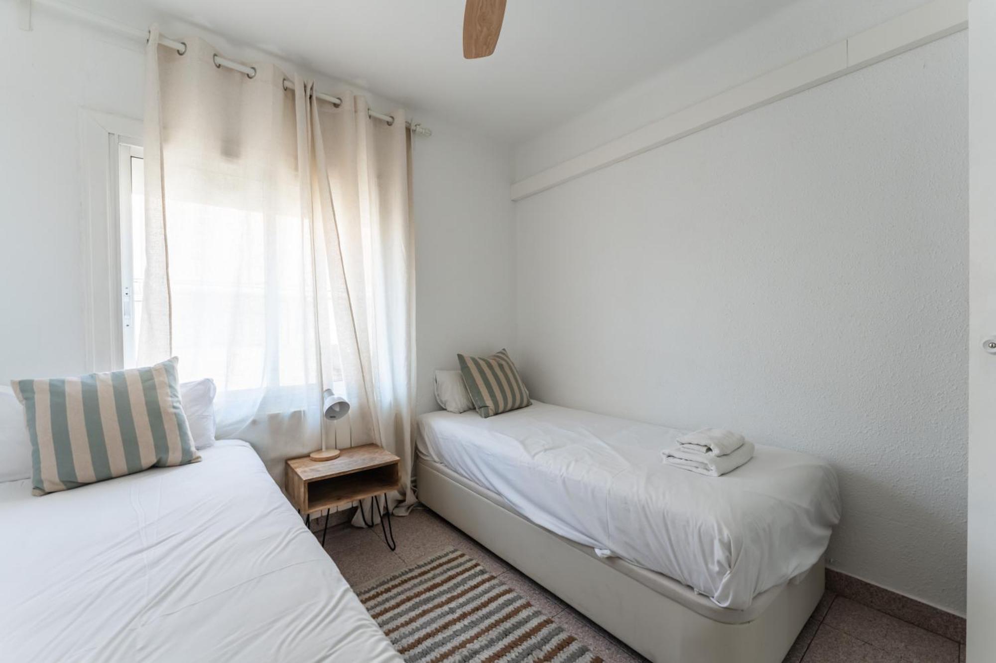 Feel Welcome Barcelona 10 Cornella de Llobregat Exterior photo